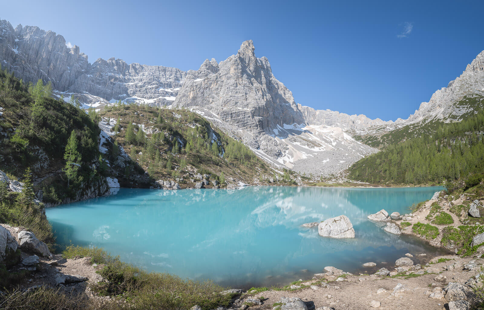 the-lago-di-sorapis-hike-paradise-in-the-dolomites-the-photo-hikes