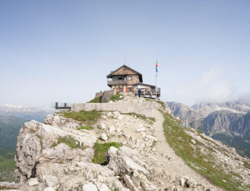 Rifugio Nuvolau and Averau Loop Hike – A Trail full of Landmarks