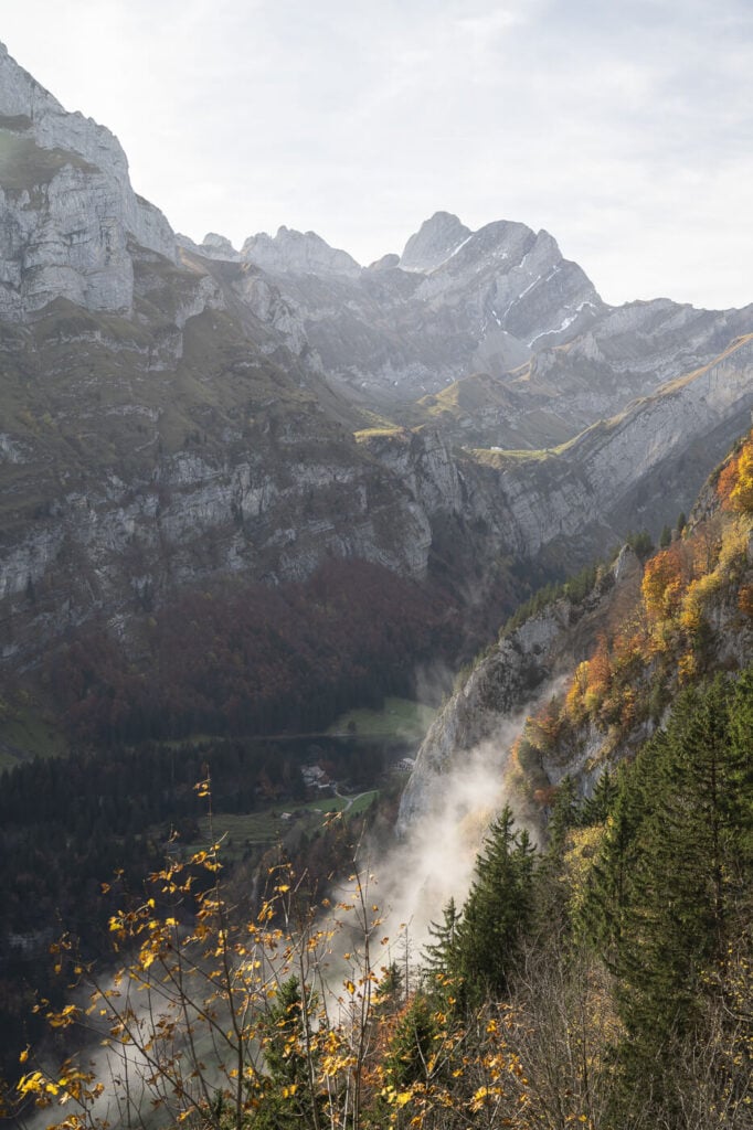 View of the Alpstein mountain on the hike between the Äscher hut and Seealpsee