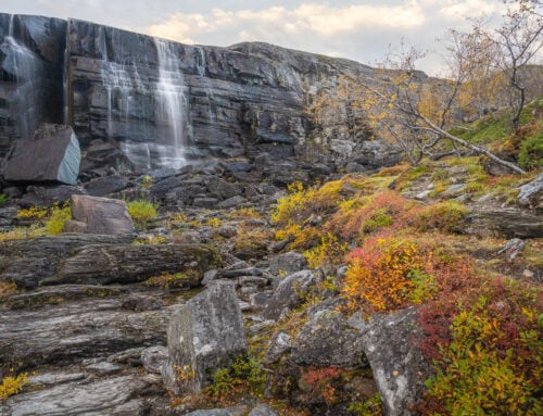 Orvvosfossen Waterfall Hike – Like in a Zen Garden