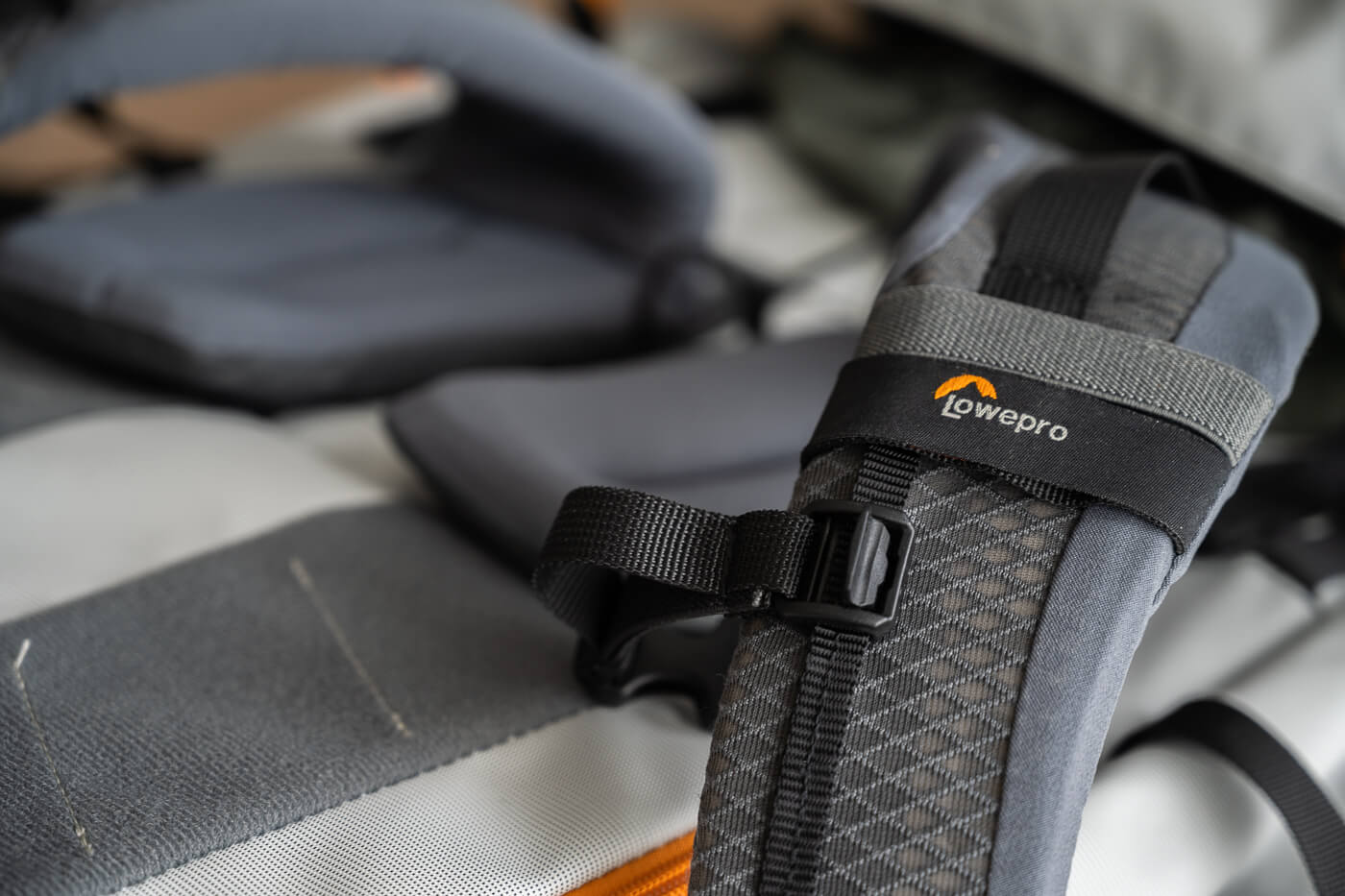 Chest strap on the Lowepro Photosport Pro 70l aw iii backpack