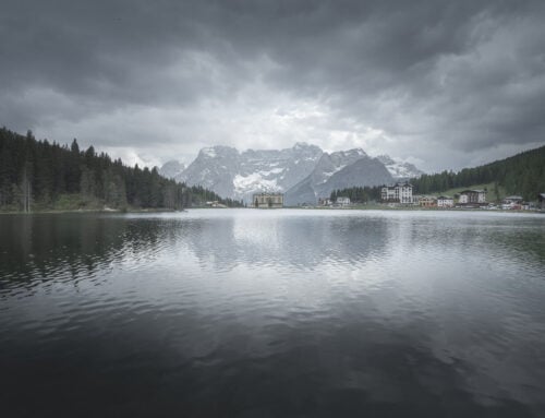 Lago di Misurina Viewpoint and Easy Loop Hike
