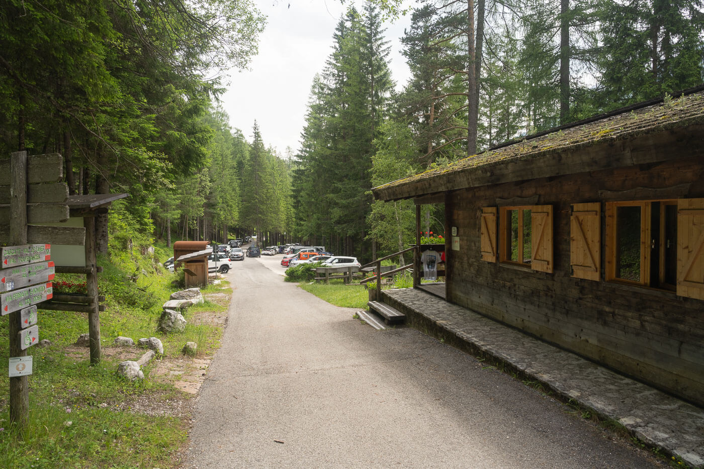 Hut at the entrance of a park in the Dolomites.