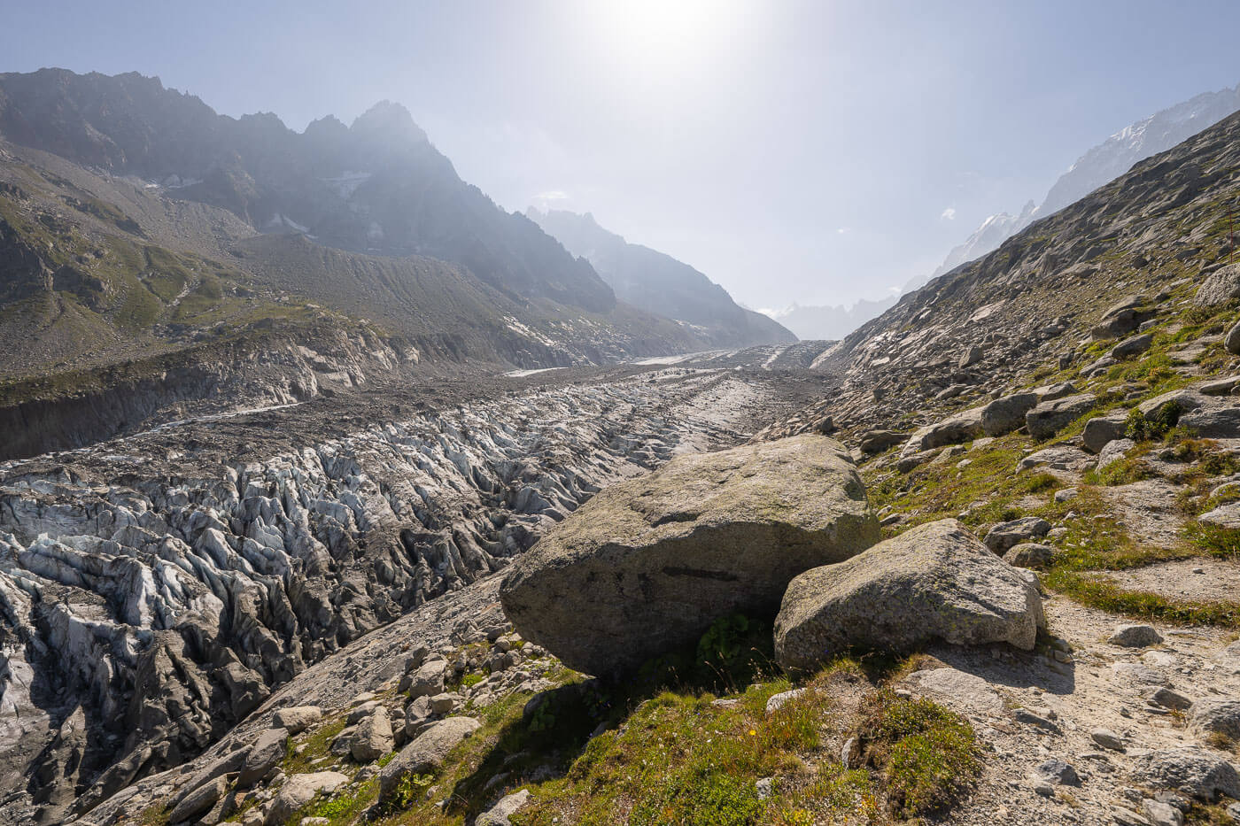 VIew of the glacier from the "Point de Vue", end point of the hike.