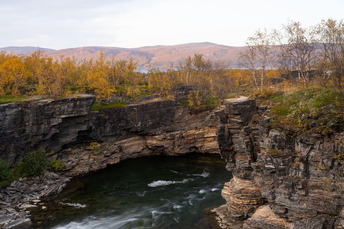View of the Abiskoeatnu Canyon from the hiking trail around it.