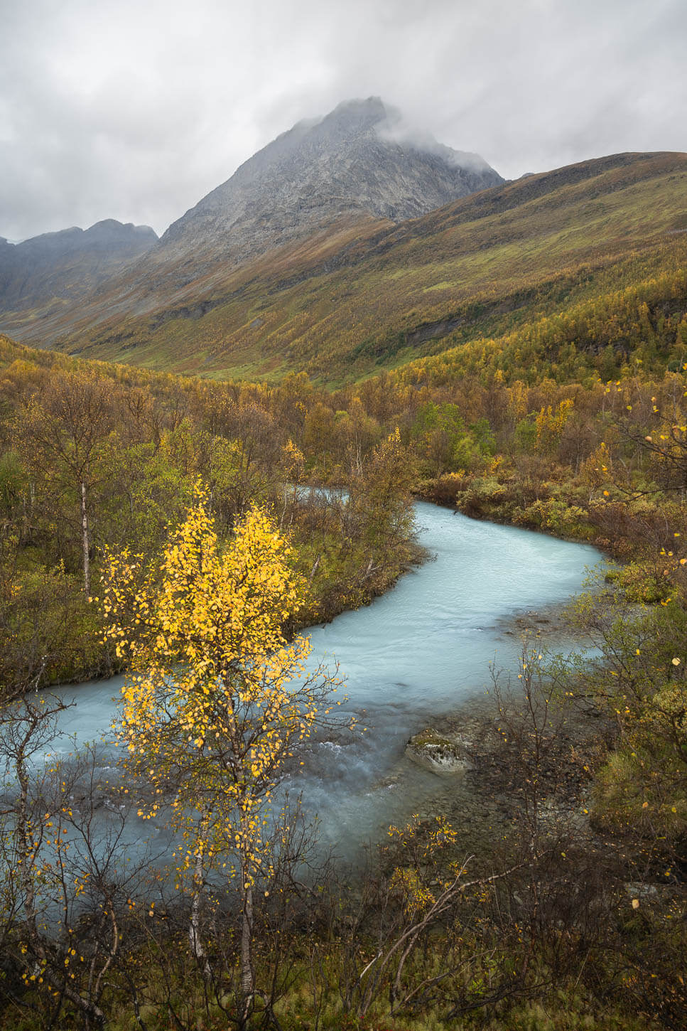 Autumn landscape photo taken with a polarizer