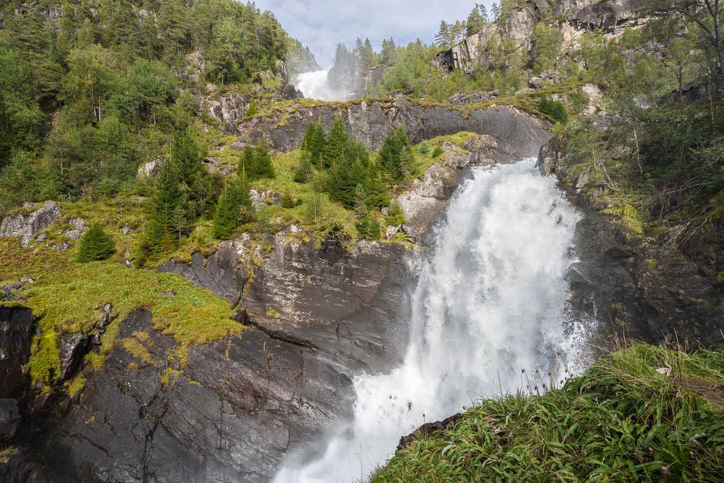 Låtefossen upper viewpoint you can only hike to