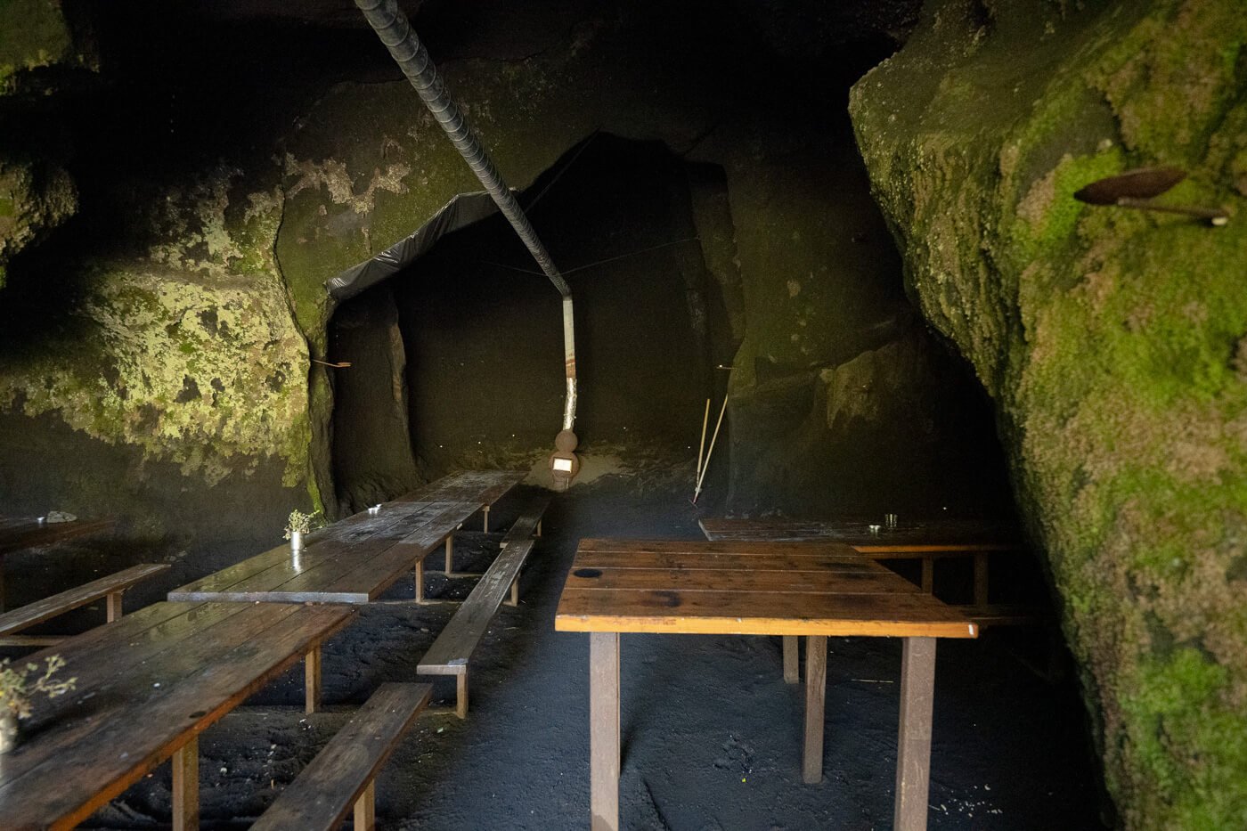 Cave in Thakgil at the campsite with communal tables