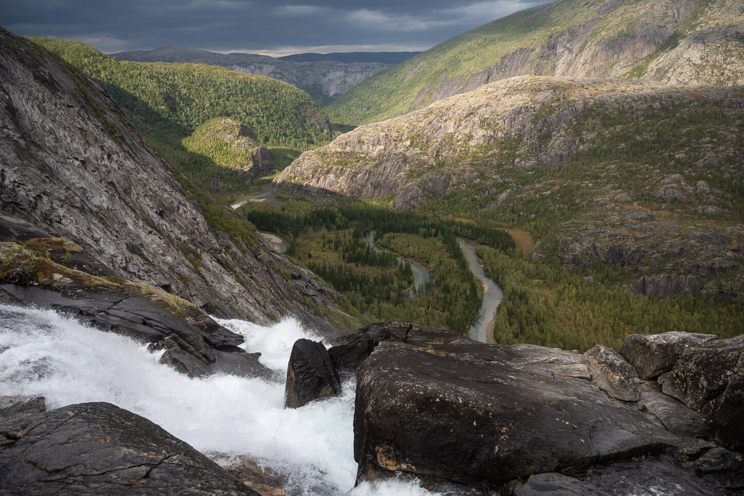 View of the mountainous landscape in the Rago National Park, Northern Norway.