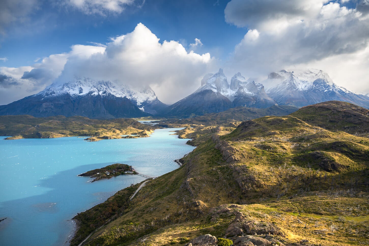 View from the Mirador Condor lookout, with the Paine Massif and Lago Pehoé