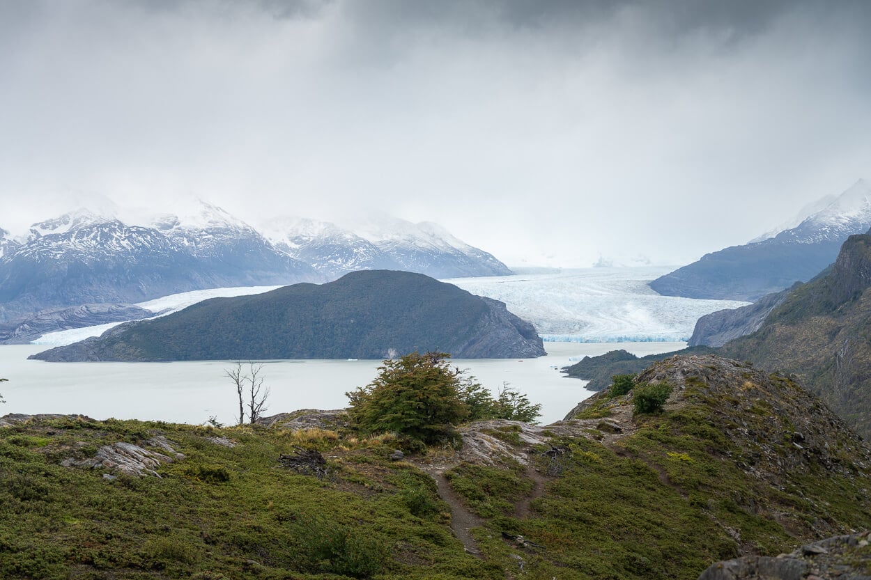 Mirado Grey, a lookout of Glacier Grey that is part of the hike to Mirador Glacier Grey, where yu can see the vast expance of ice and the glacer front in the distance