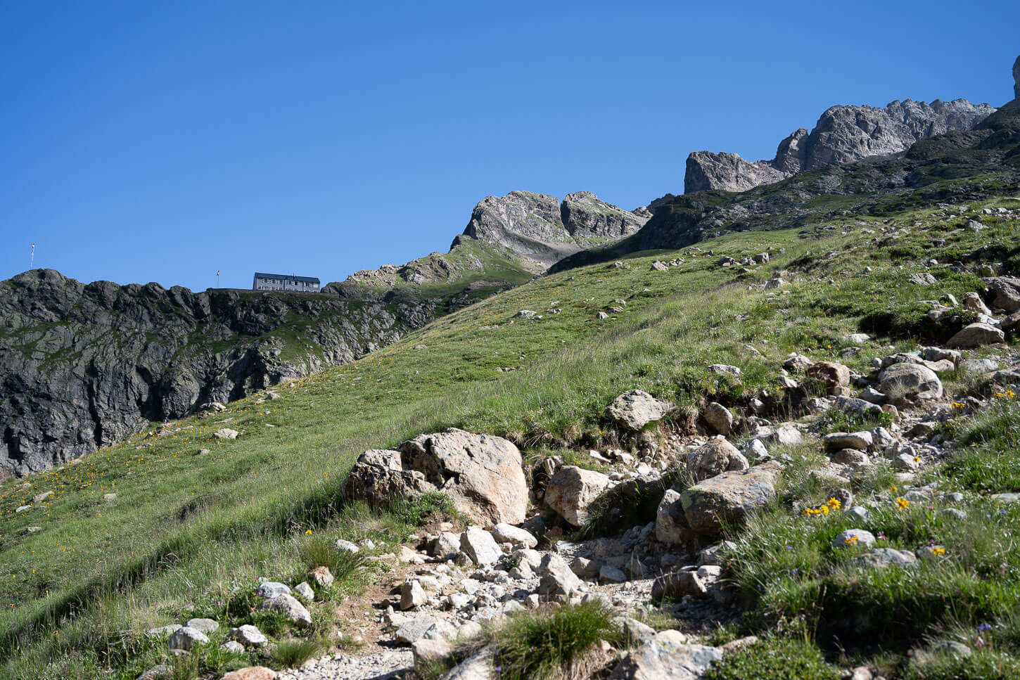 Glecksteinhütte viewed from below.