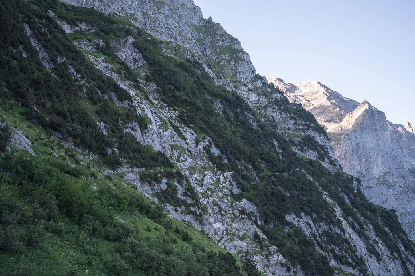 View pf part of the trail to the Glecksteinhütte cur into the mountainside.
