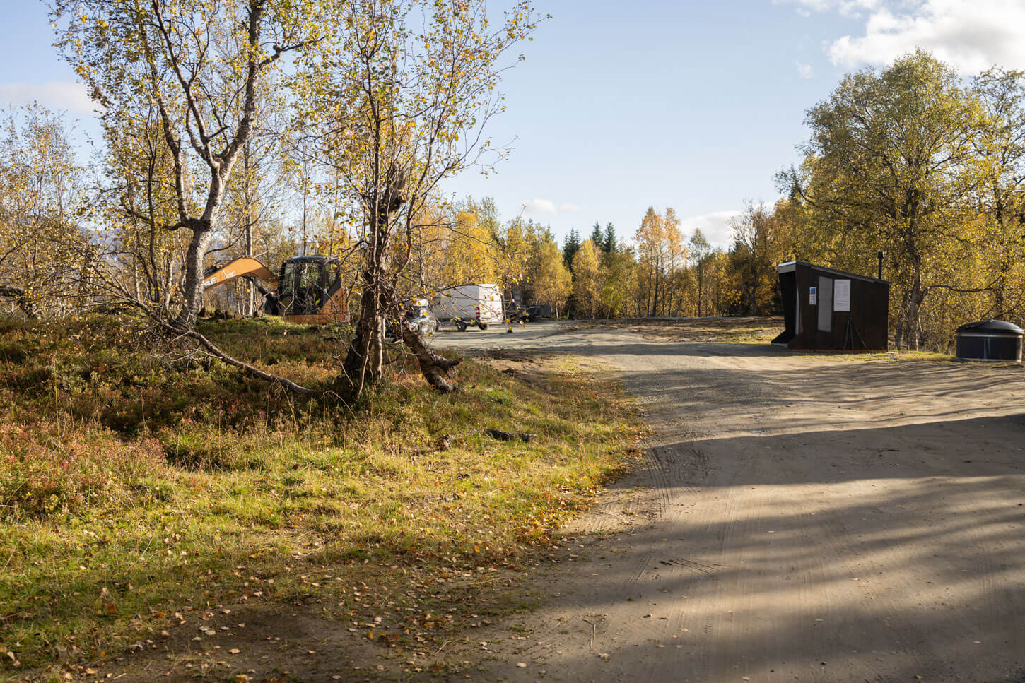 Rottenvikvatnet Parking area and trailhead
